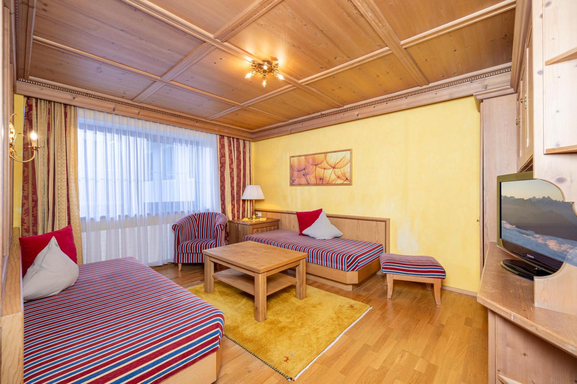 Aparthotel Landhaus St. Joseph Майргофен Екстер'єр фото