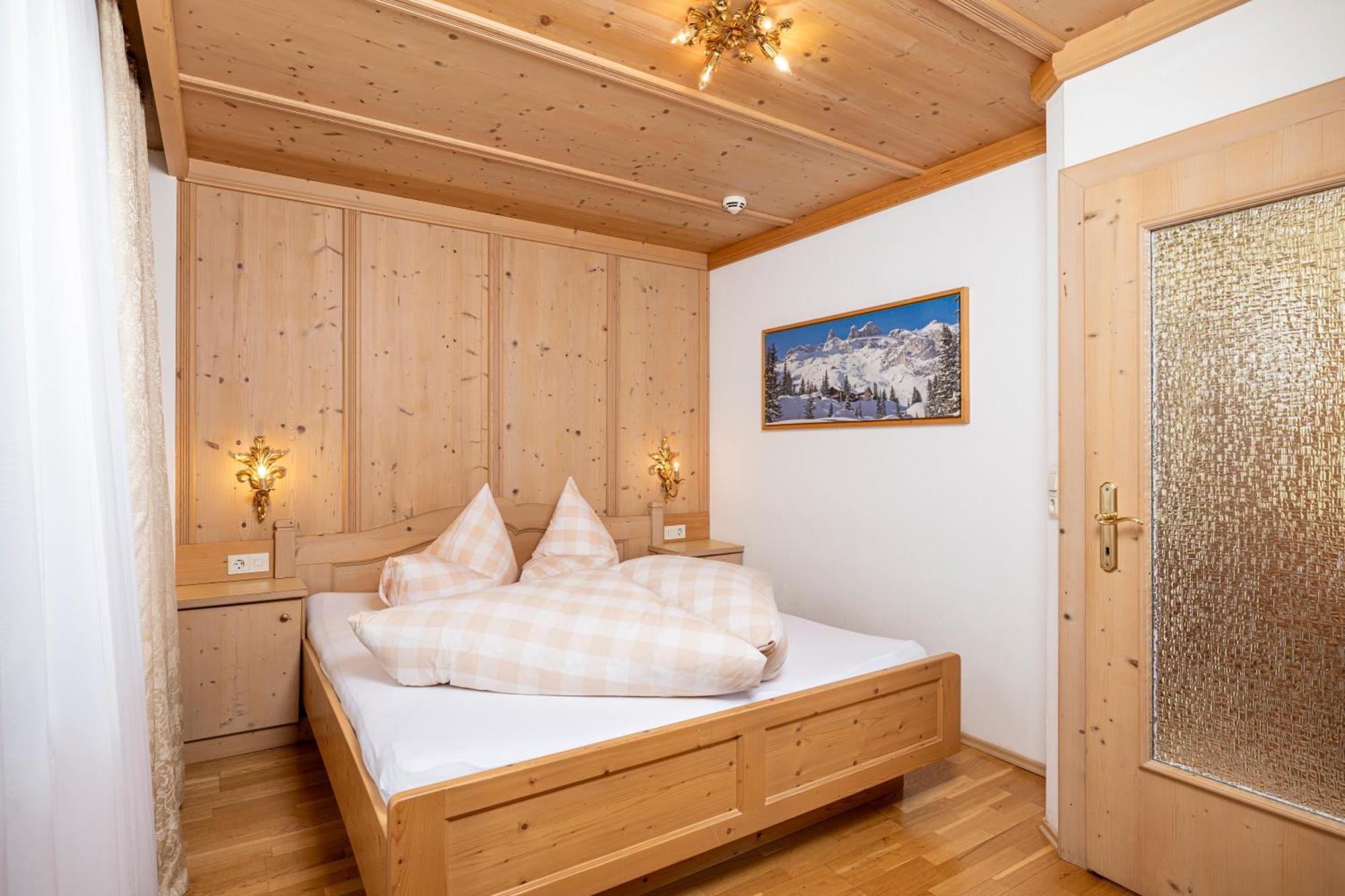 Aparthotel Landhaus St. Joseph Майргофен Екстер'єр фото
